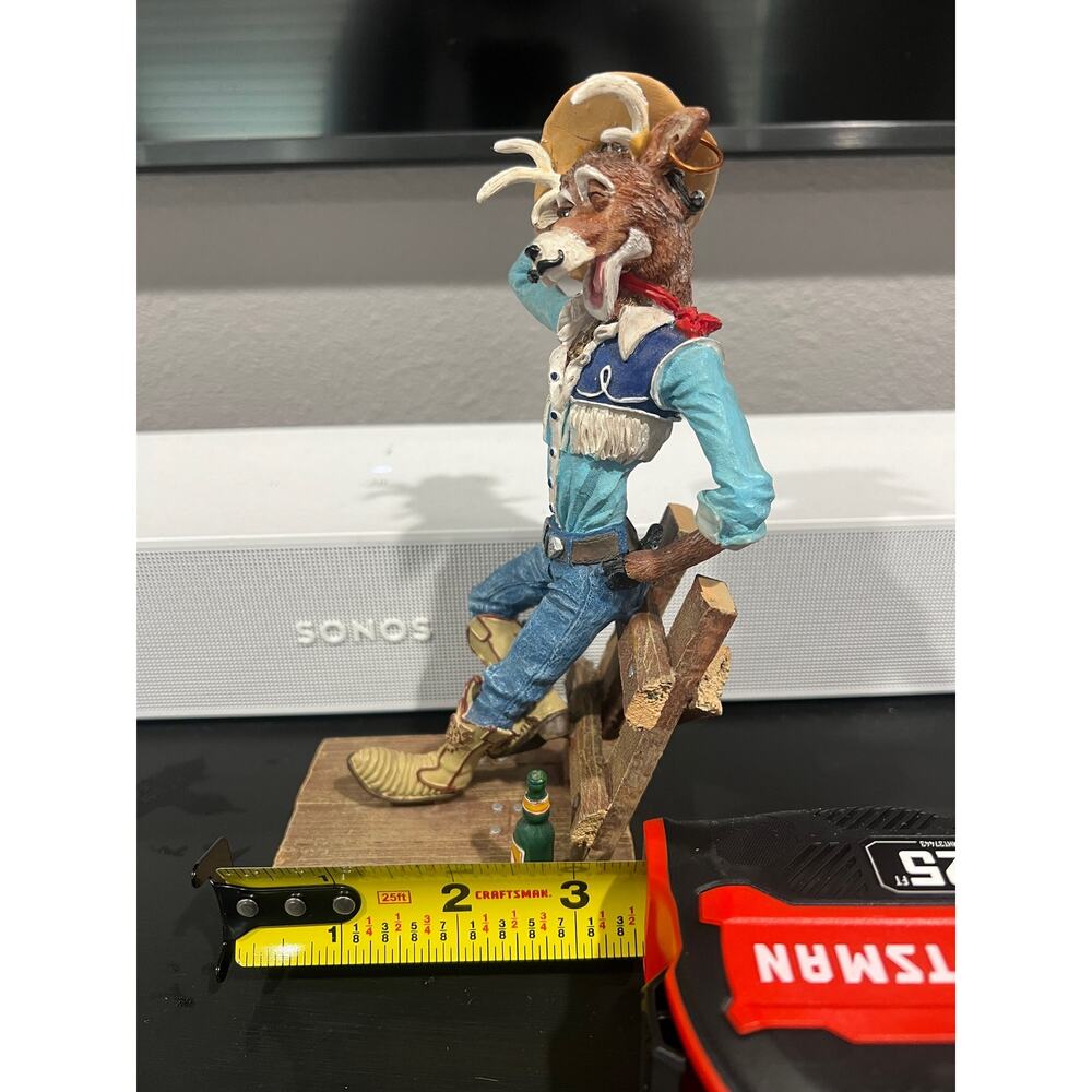 Cowboy moose figurine/statue with mustache - Picture 11 of 12